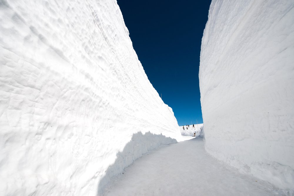 Snow wall at Kurobe alpine in Japan