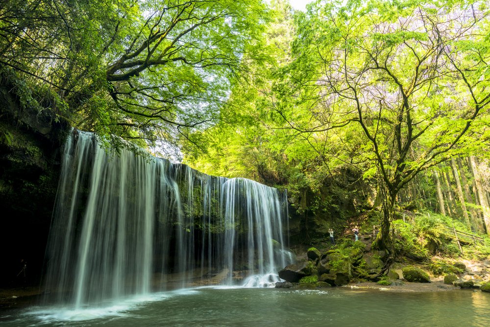 nabegataki water fall in oguni town